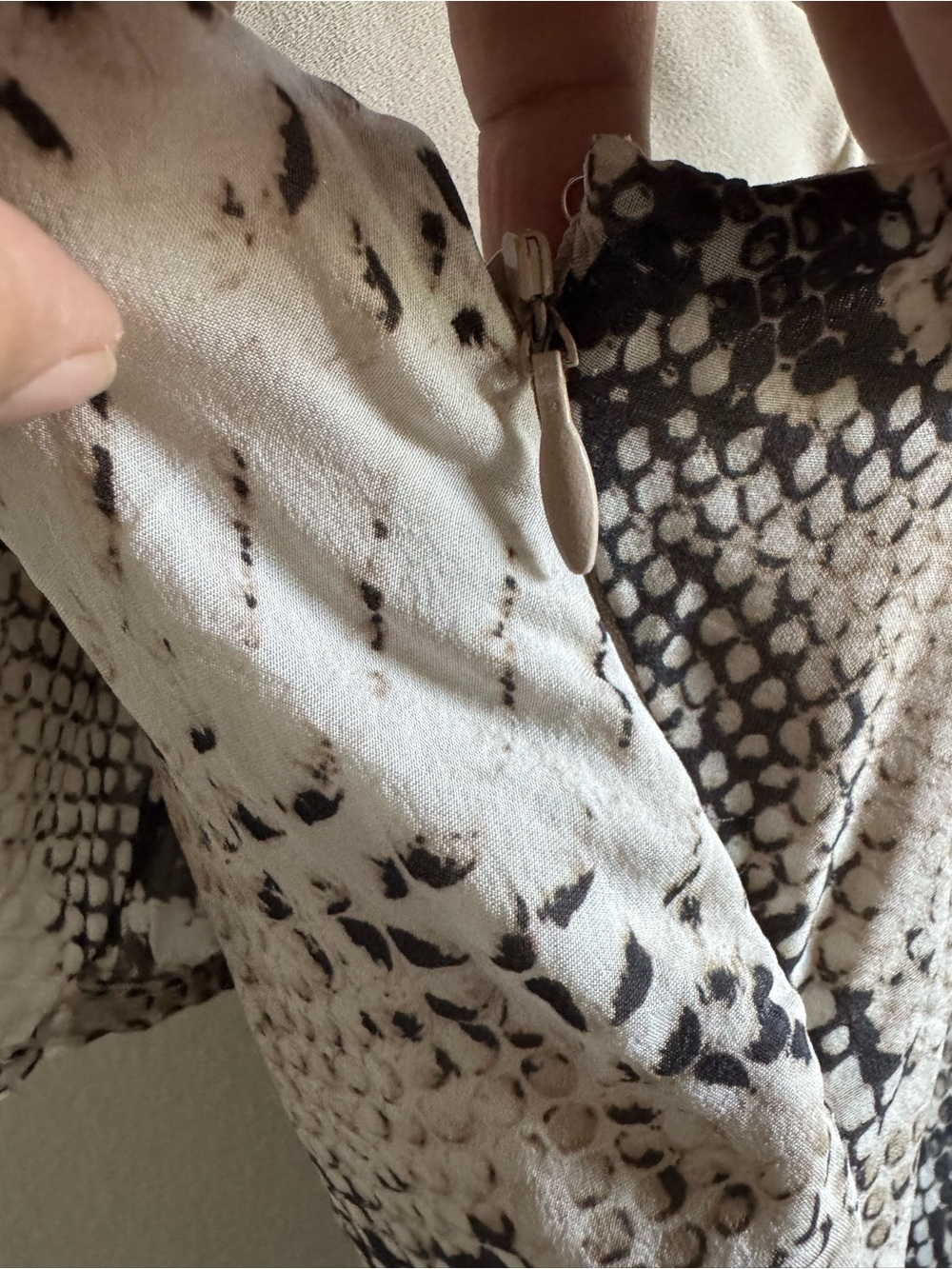 Haute Hippie Silk Snake-Print Ruffle Slip Midi Dress size Large - Picture 11 of 14